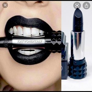 Kat Von D Lipstick - Slayer